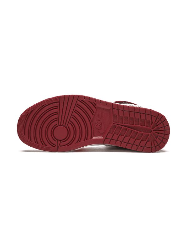 Jordan x Off-White The 10: Air Jordan 1 “Chicago” sneakers