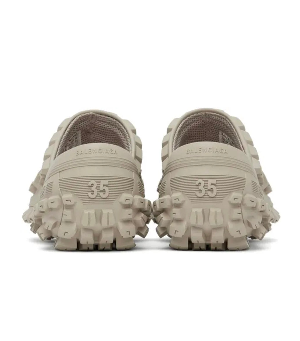 Balenciaga Bouncer clogs