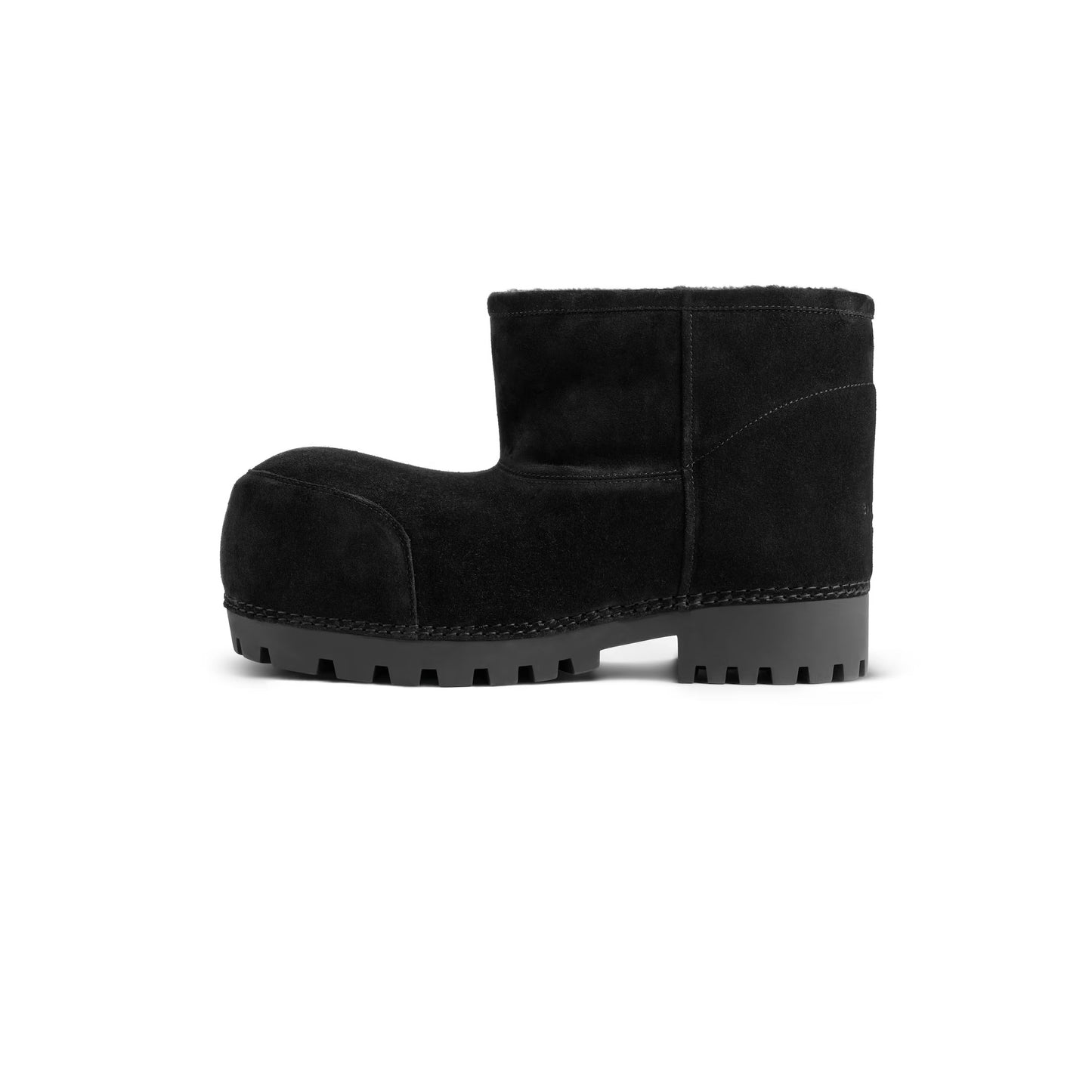 Balenciaga Alaska fur snow boots