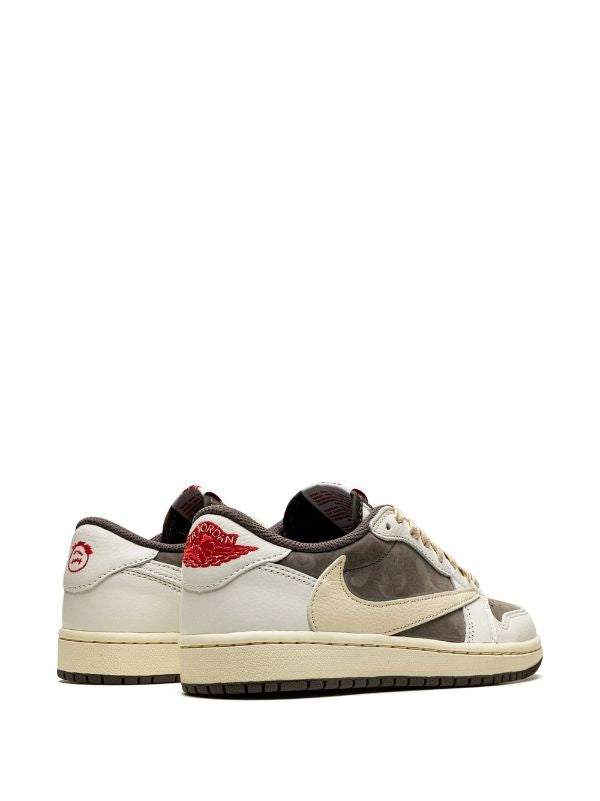 Jordan x Travis Scott x Air Jordan 1 Low OG “Reverse Mocha” sneakers