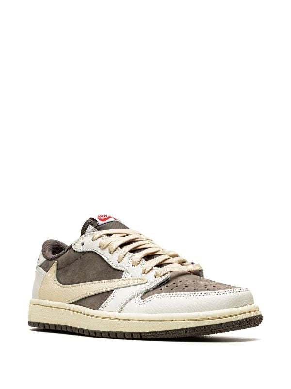 Jordan x Travis Scott x Air Jordan 1 Low OG “Reverse Mocha” sneakers