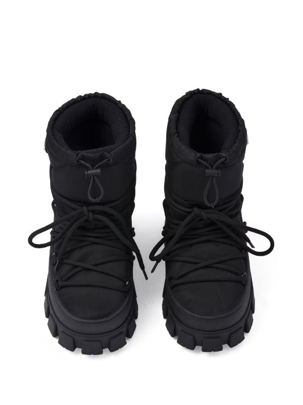 Prada logo-plaque snow boots