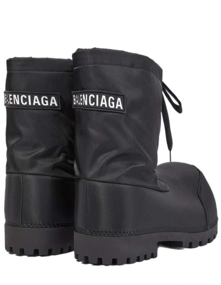 Balenciaga Alaska snow boots