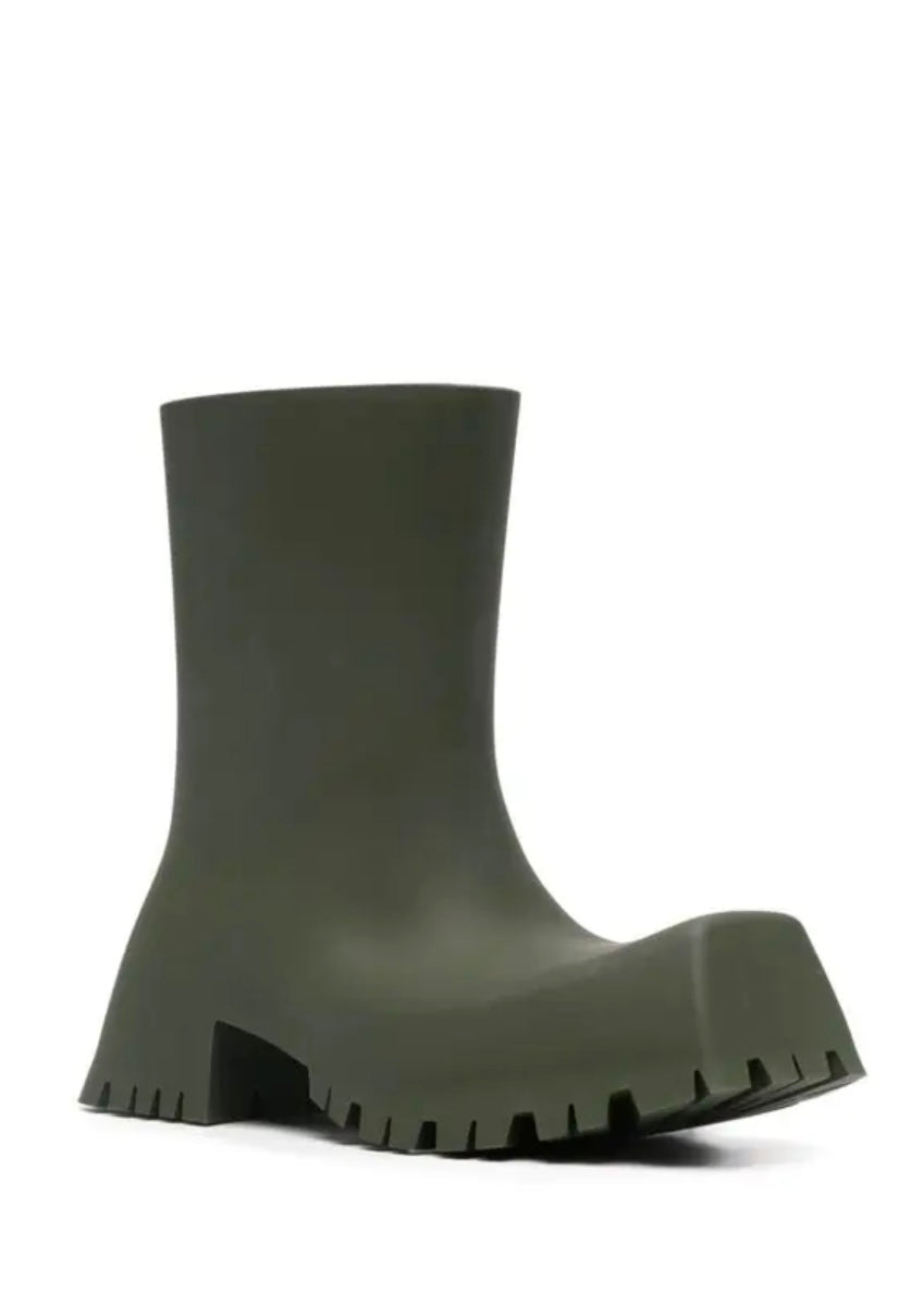 Balenciaga Trooper rubber boots