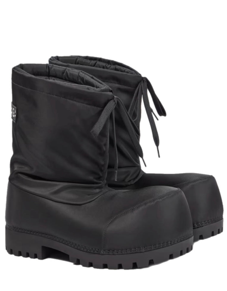 Balenciaga Alaska snow boots