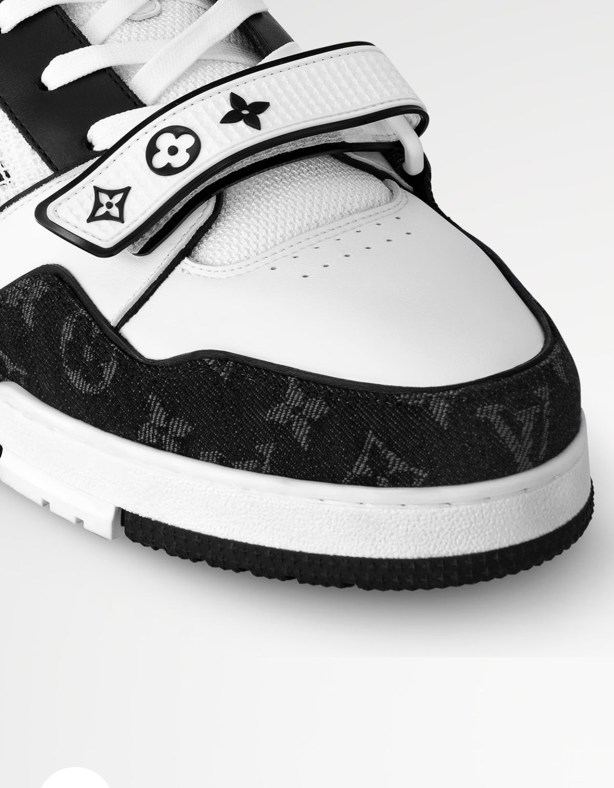 Louis Vuitton Trainer Sneaker