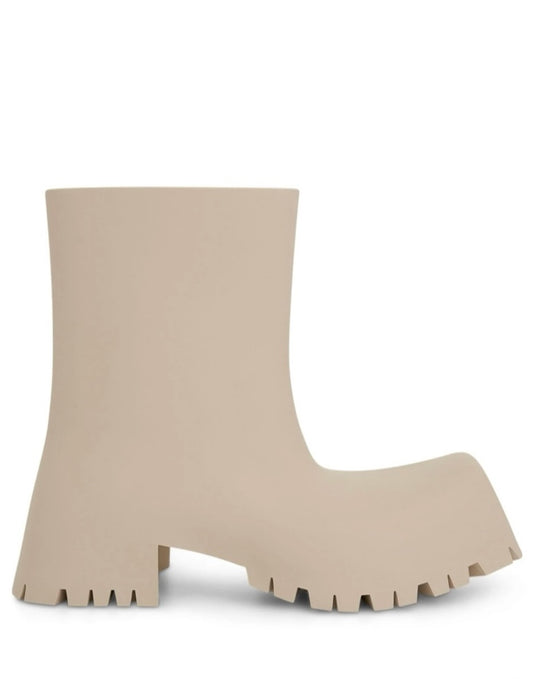 Balenciaga Trooper rubber boots