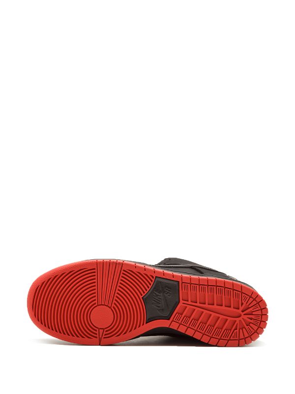 Nike SB Dunk Low TRD QS "Black Pigeon" sneakers