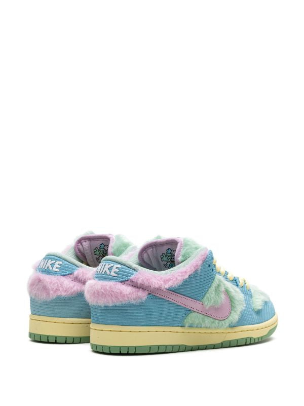 Nike SB Dunk Low "Verdy Visty" sneakers