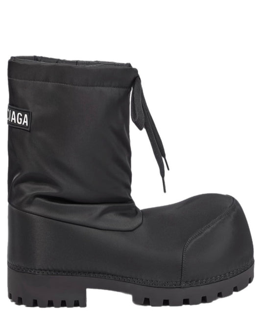Balenciaga Alaska snow boots
